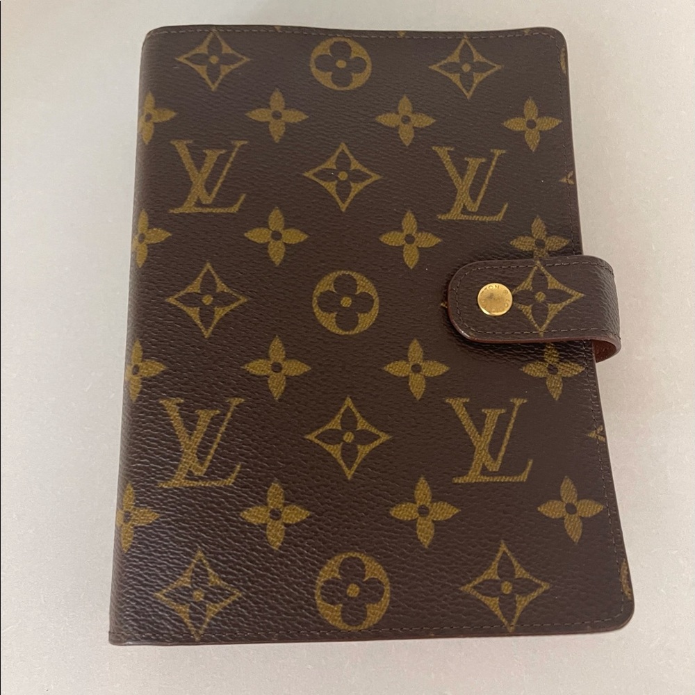 Authentic Louis Vuitton MM Monogram Agenda Planner